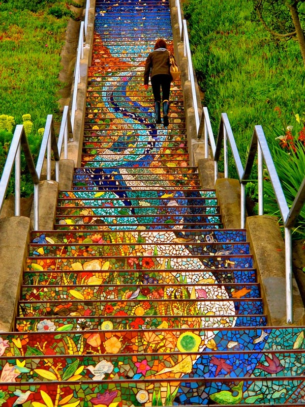 Beautiful Effect Rainbow Stairs Design & Pictures