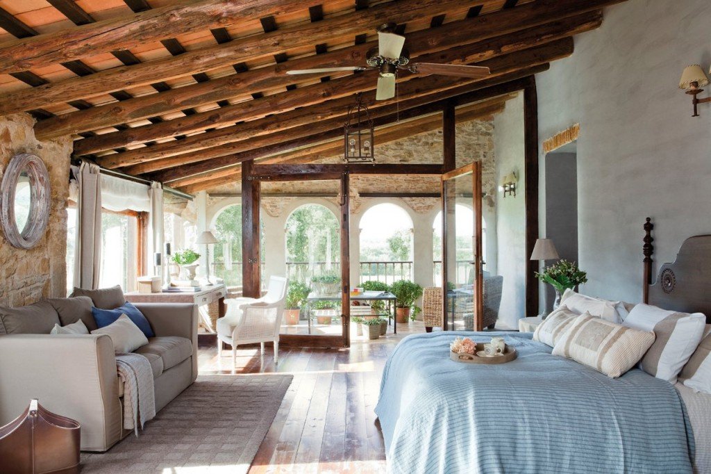 21 Charming & Comfortable Bedroom Interior Design