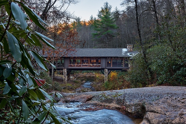 Beautiful Bridge House