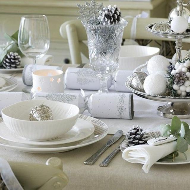 christmas dining table decorations pictures