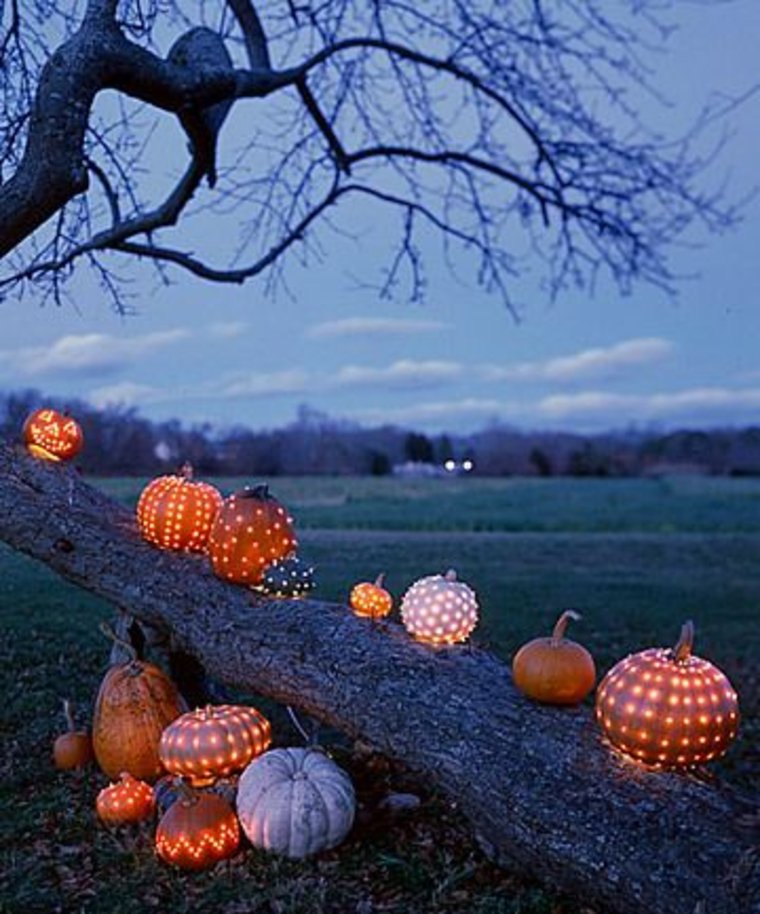 Complete List of Halloween Decorations Ideas In Your Home