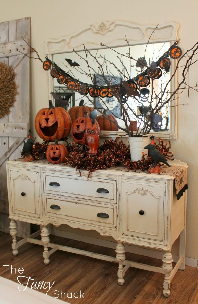 Complete List of Halloween Decorations Ideas In Your Home