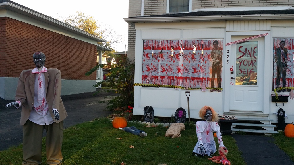 33 Best Scary Halloween Decorations Ideas And Pictures