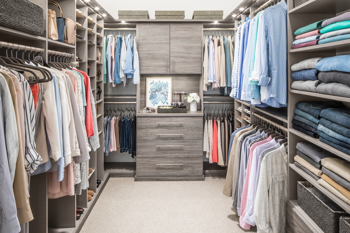 Customized & Organized Closet