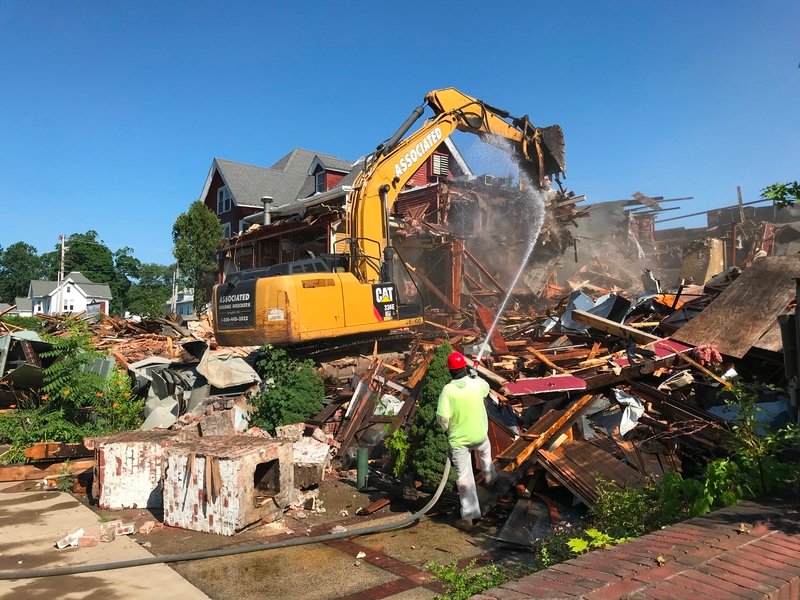 How to Find The Best House Demolition Service » Residence Style