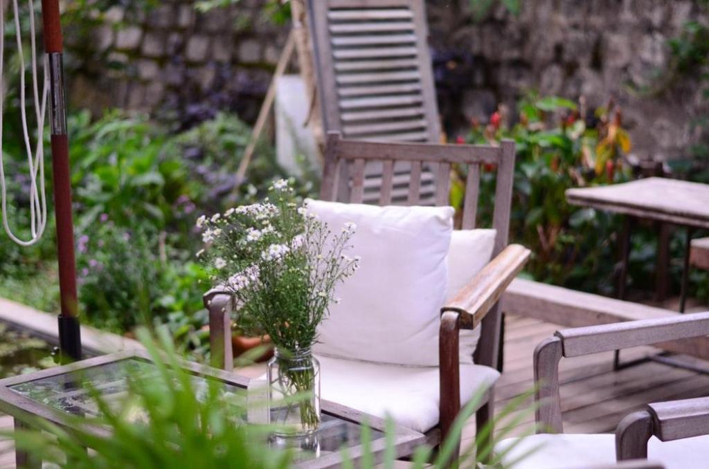 Best Furniture For Your Garden