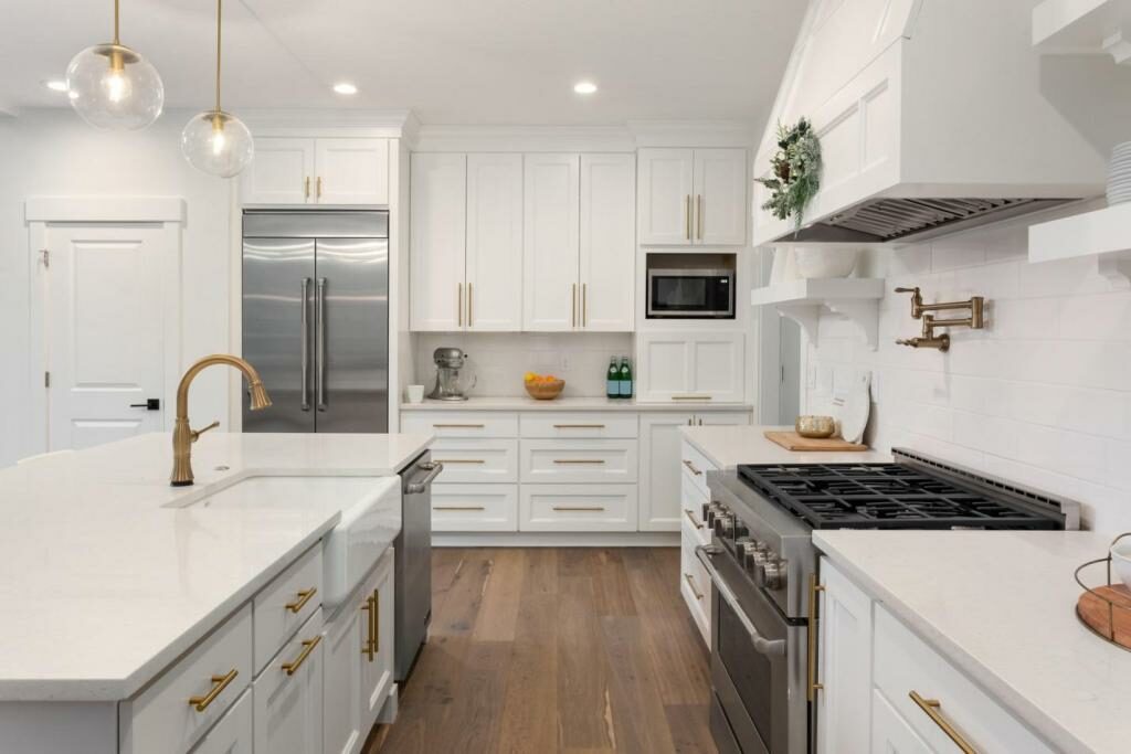 Buying Cabinets for a Kitchen