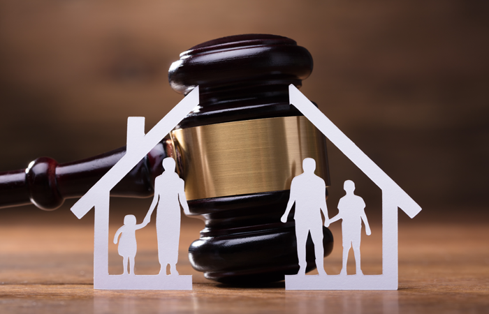Tips on How to Find the Right Family Lawyer to Take On Your Case ...