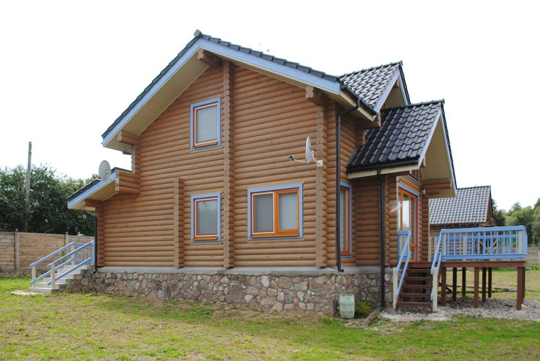 Concrete Floor In The Wooden House