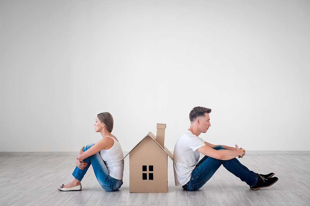 Selling the House During Divorce