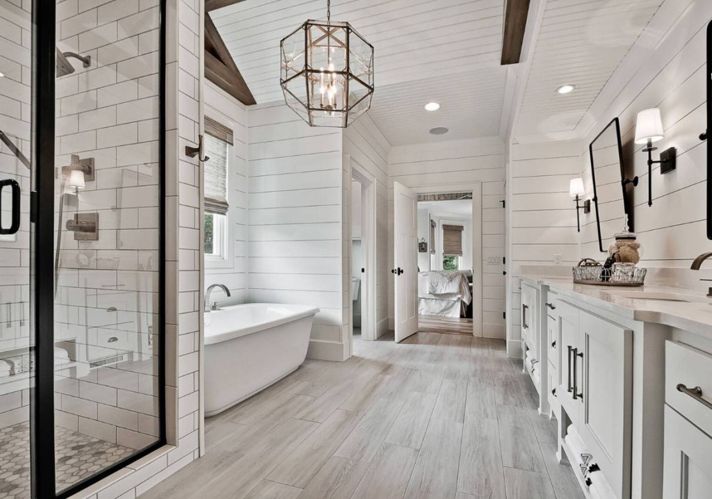 Unique Bathroom Renovations to Consider During Your Next Remodel »  Residence Style