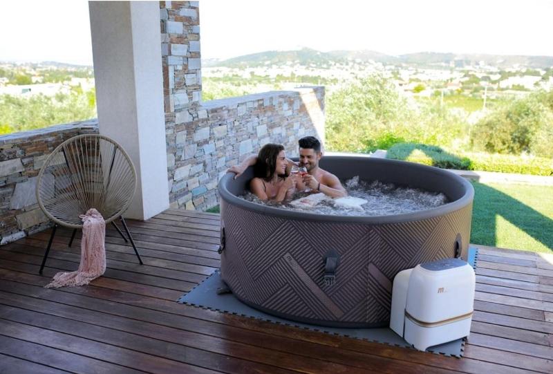 Jacuzzi at Home1