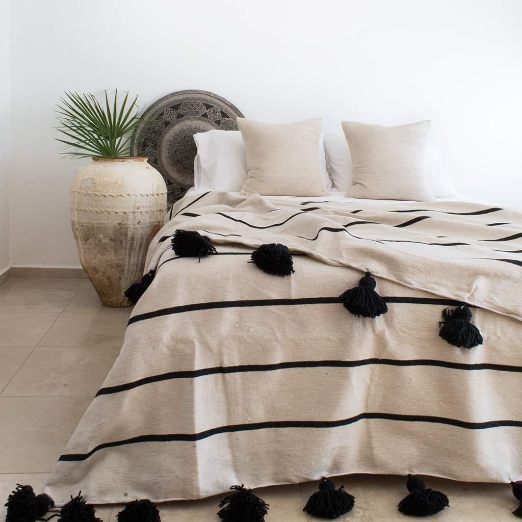 Moroccan Pom Pom Blankets1