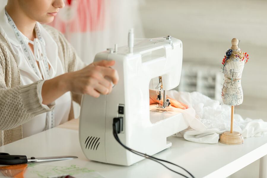 Portable Sewing Machine1