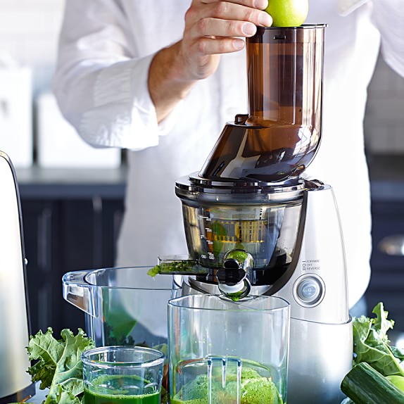 Using a Slow Juicer1
