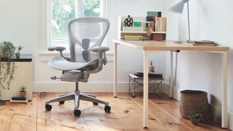 buying used office chairs3
