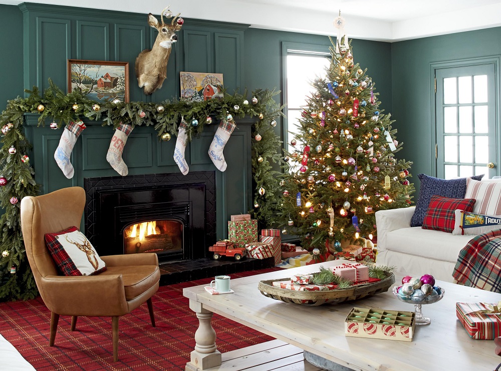 Decorate Home For Christmas1