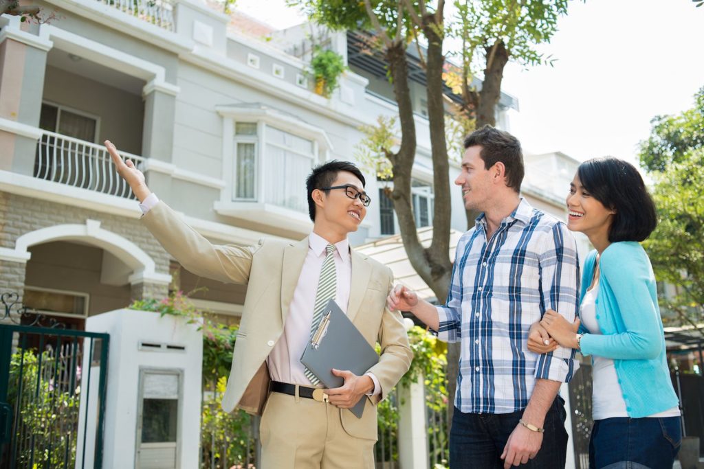 Real Estate Agent 1