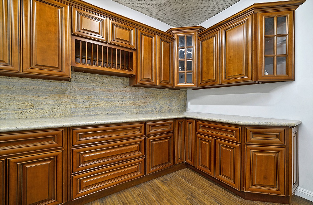Antique Style Kitchen Cabinets2