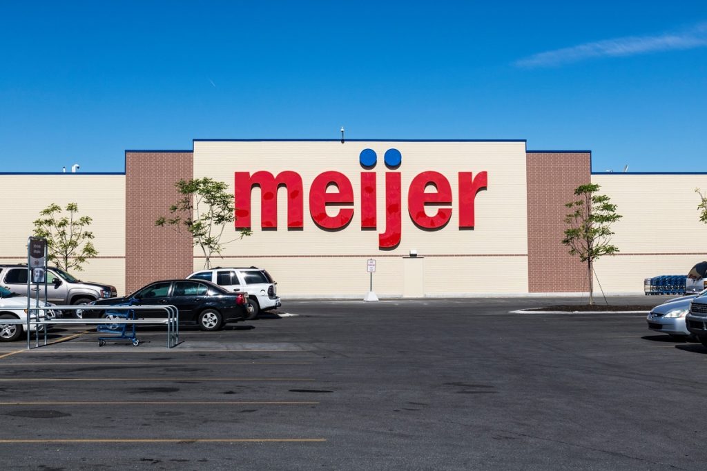 Indianapolis – Circa June 2017: Meijer Retail Location. Meijer is a large supercenter type retailer with over 200 locations II