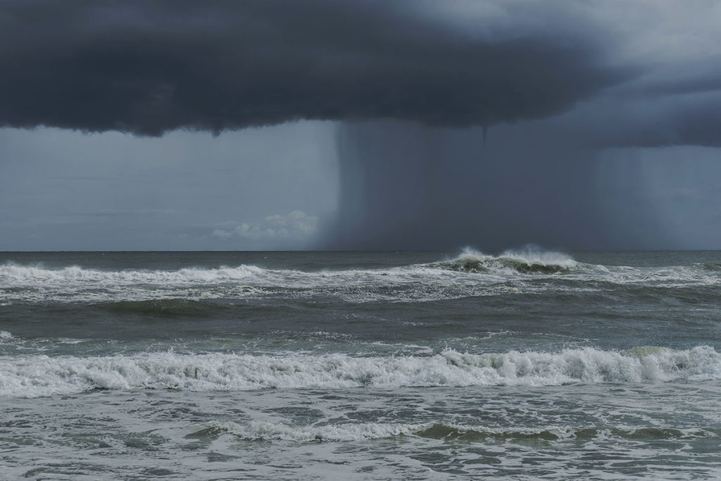 Dark,Dramatic,Shot,Of,Tropical,Storm,Coming,Ashore,At,Pensacola,