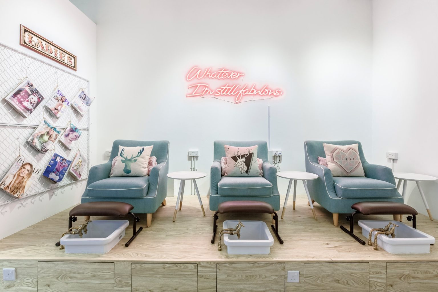 Can You Do Lashes on a Chair? » Residence Style