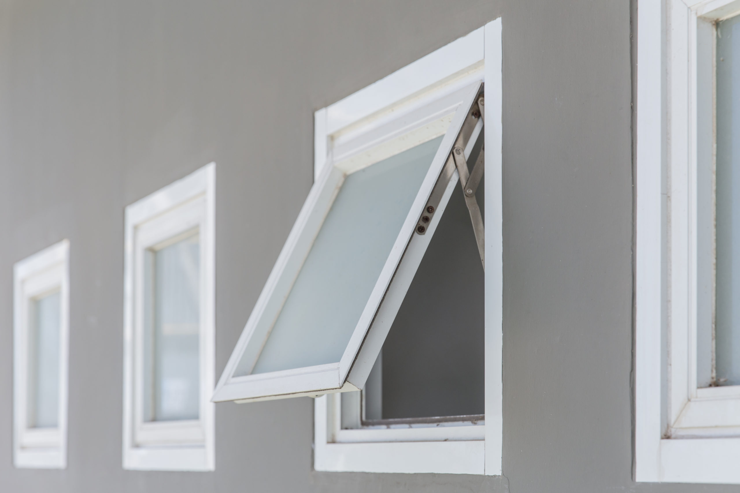 awning window open, modern home aluminium push windows.