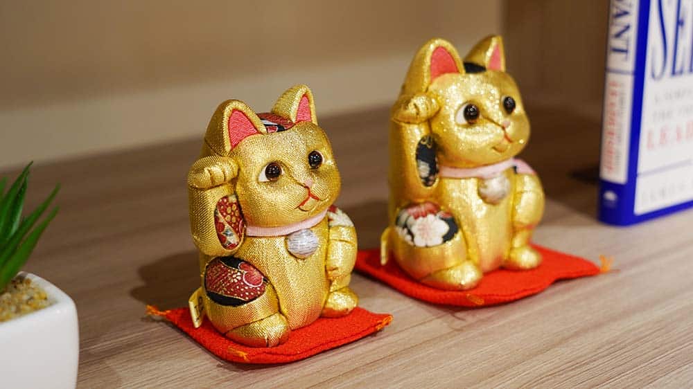 Lucky Cat Sculpture 1