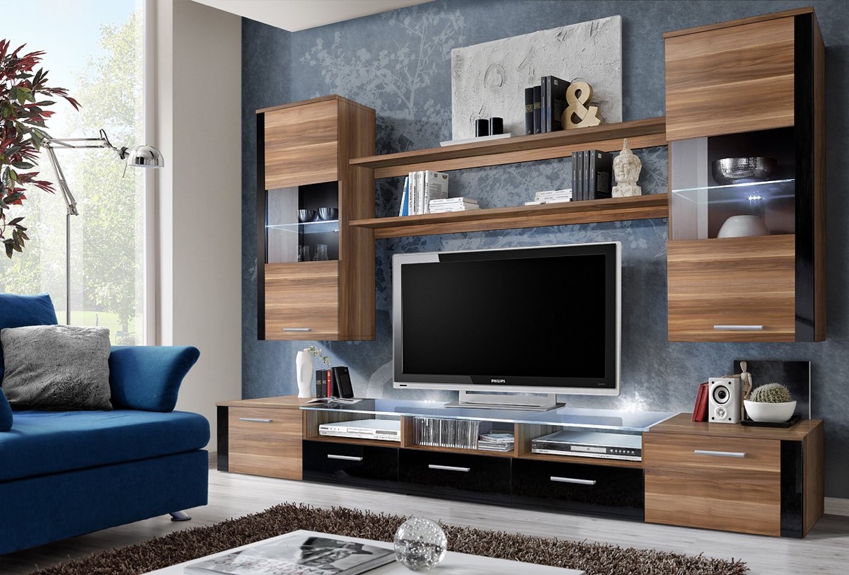 Choosing the Right TV Stand 1