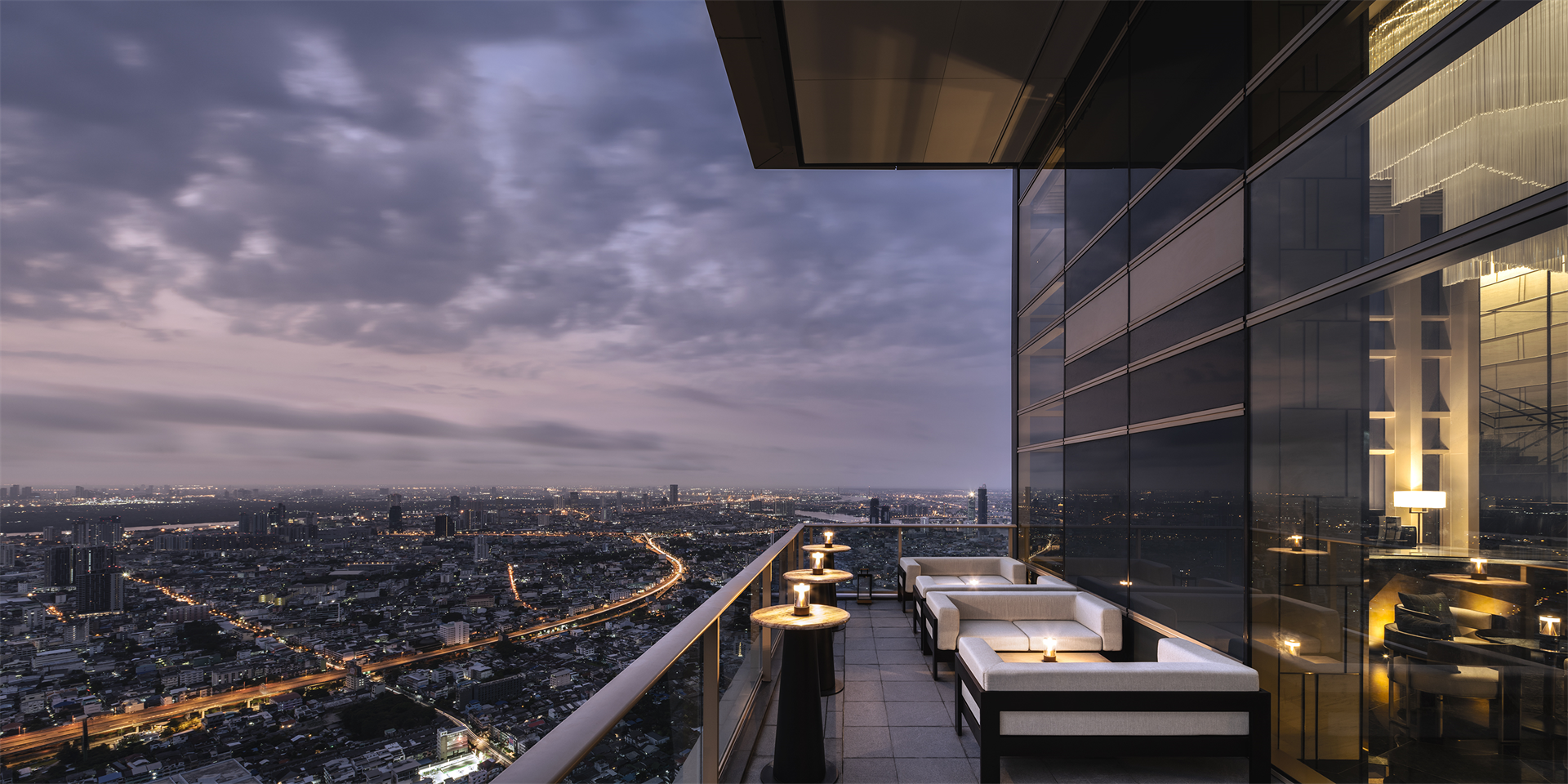 Luxury Condo In Bangkok 1