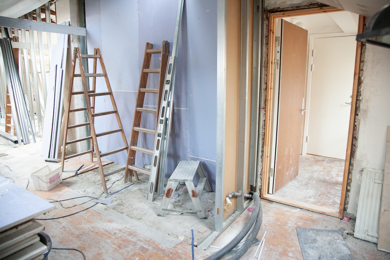 Merenovasi Rumah Anda 1