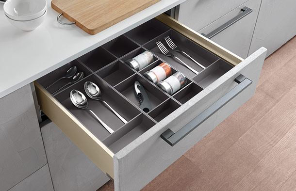 356_z_drawers-system-of-dividing-and-storage-compartments-Split-02