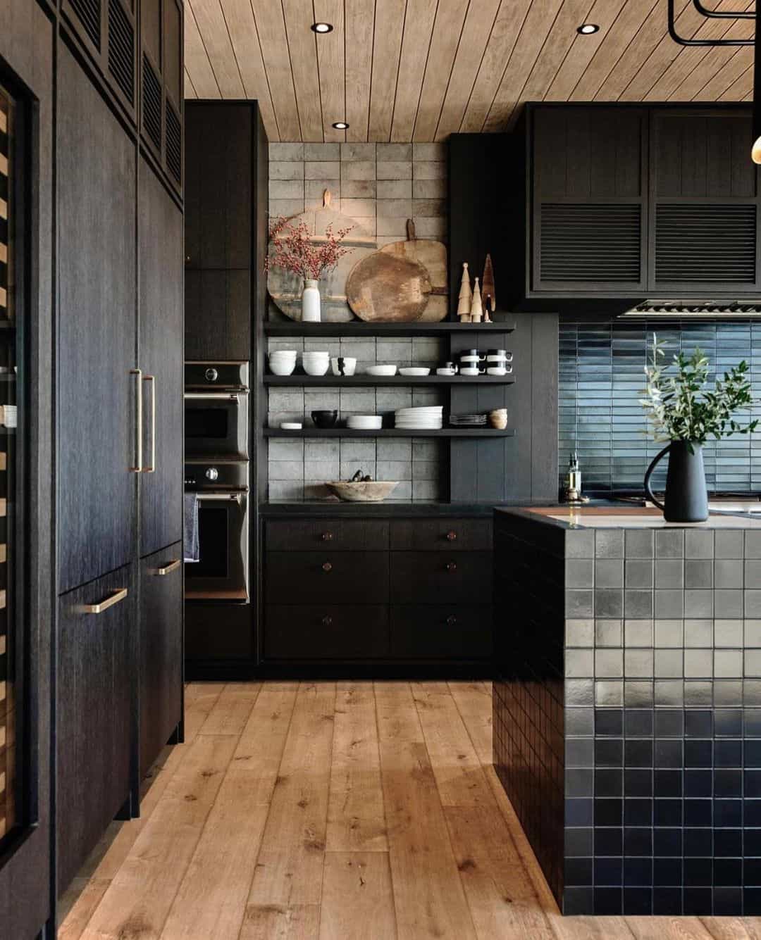 Black Kitchen Cabinets 2