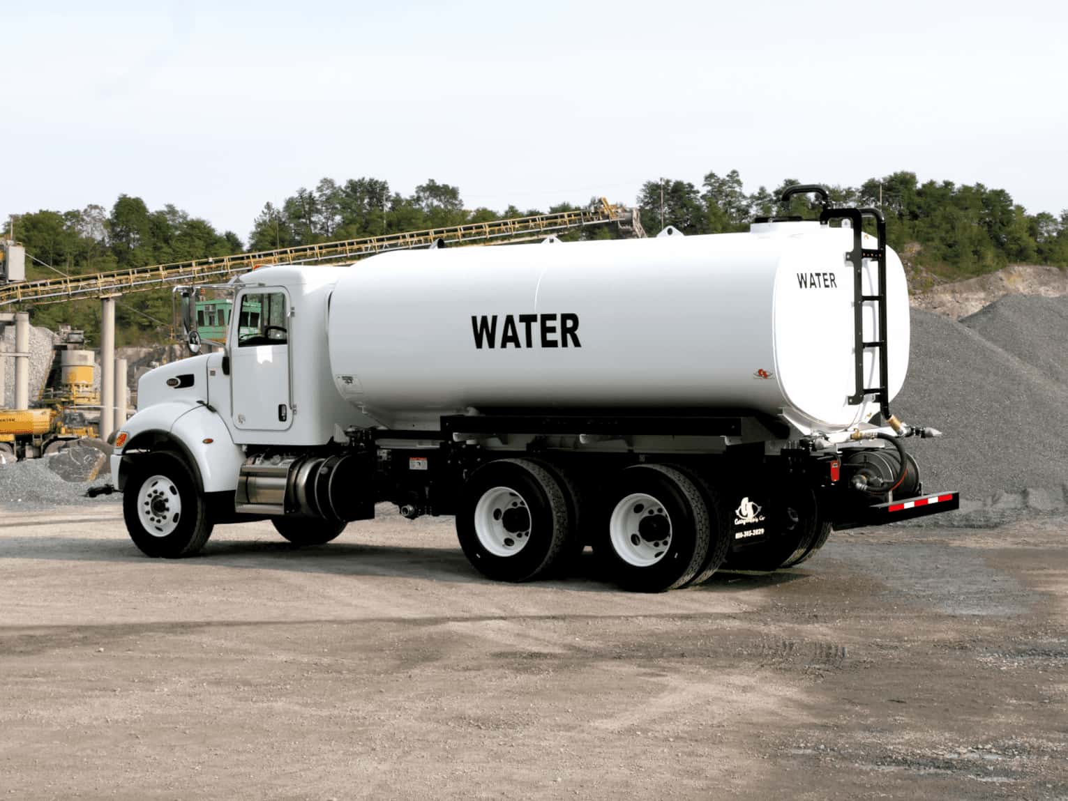 How-do-you-operate-a-water-truck-safely-1