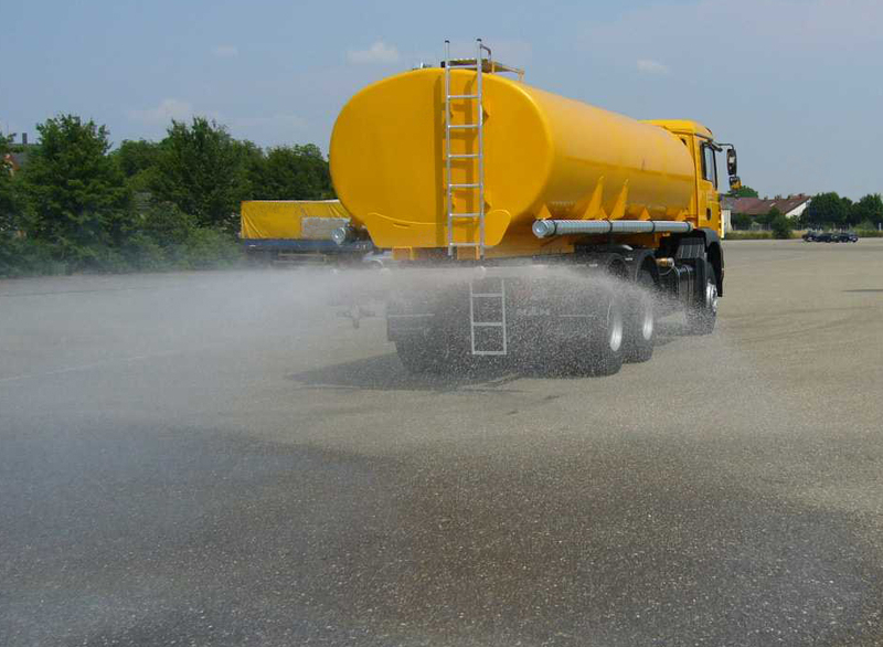 csm_water-tank-truck_spraybar_operation_Germany-Europe_8be2987eb7