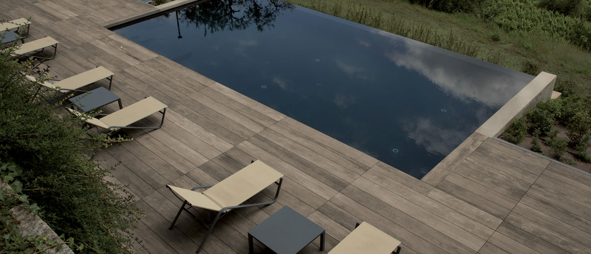 dura-porcelain_decking_swimming_pool-1