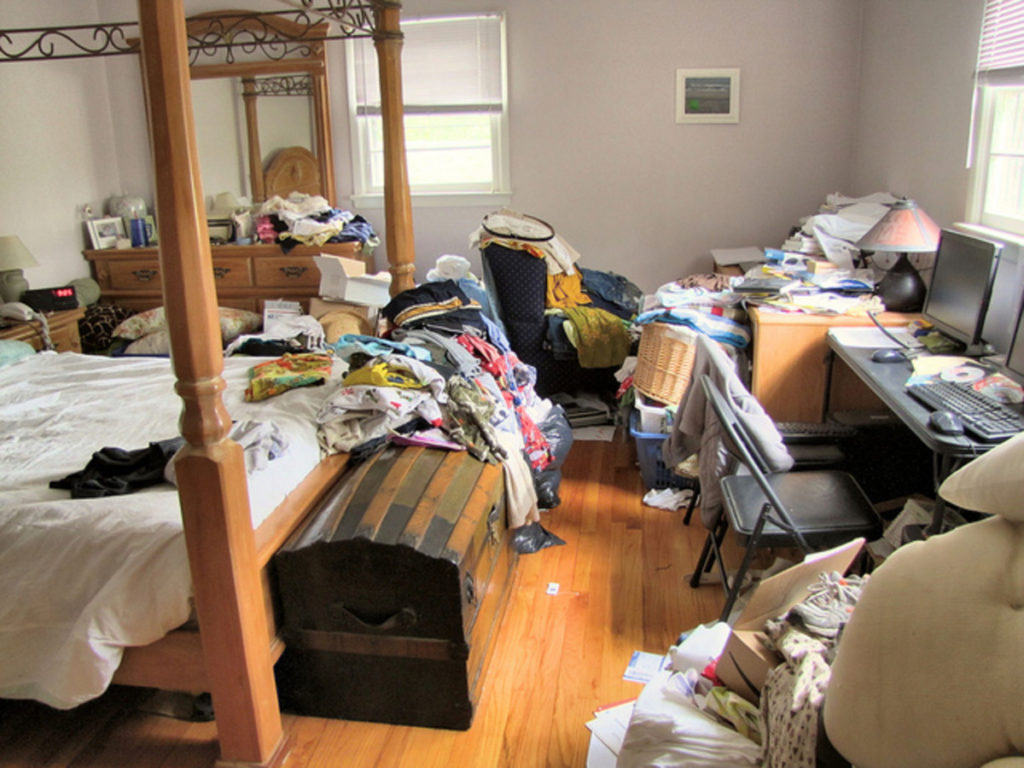 The Power of Decluttering: How to Simplify Your Life with House Cleaning. » Residence Style