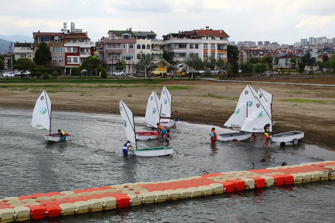 Types of Floating Pontoons 1