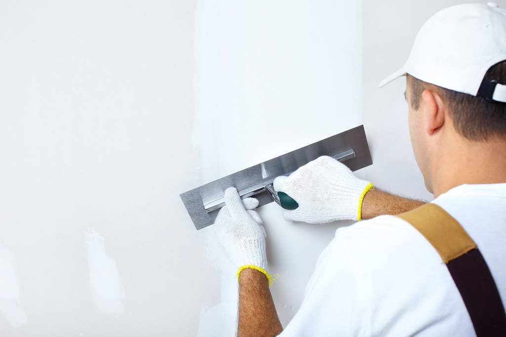 experienced painting contractor 2