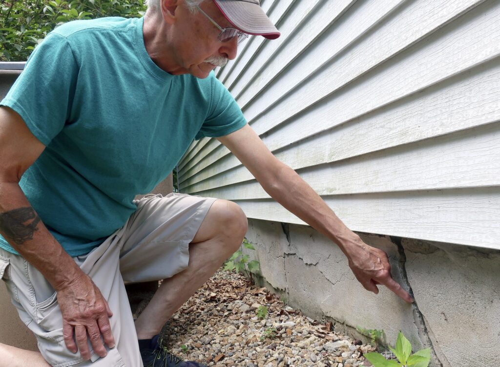 Cracks in Your Basement Foundation 1