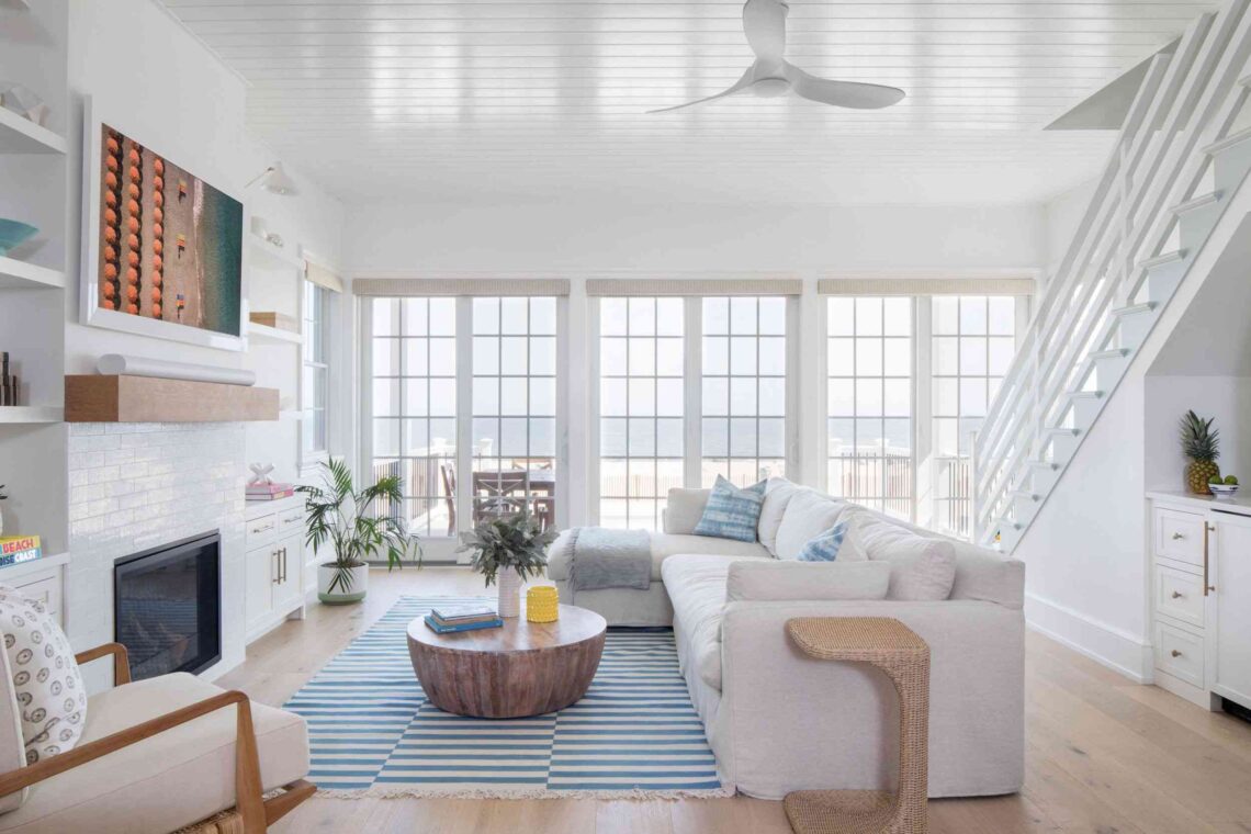 Coastal Chic Vibe for Your Palm Beach Home 1