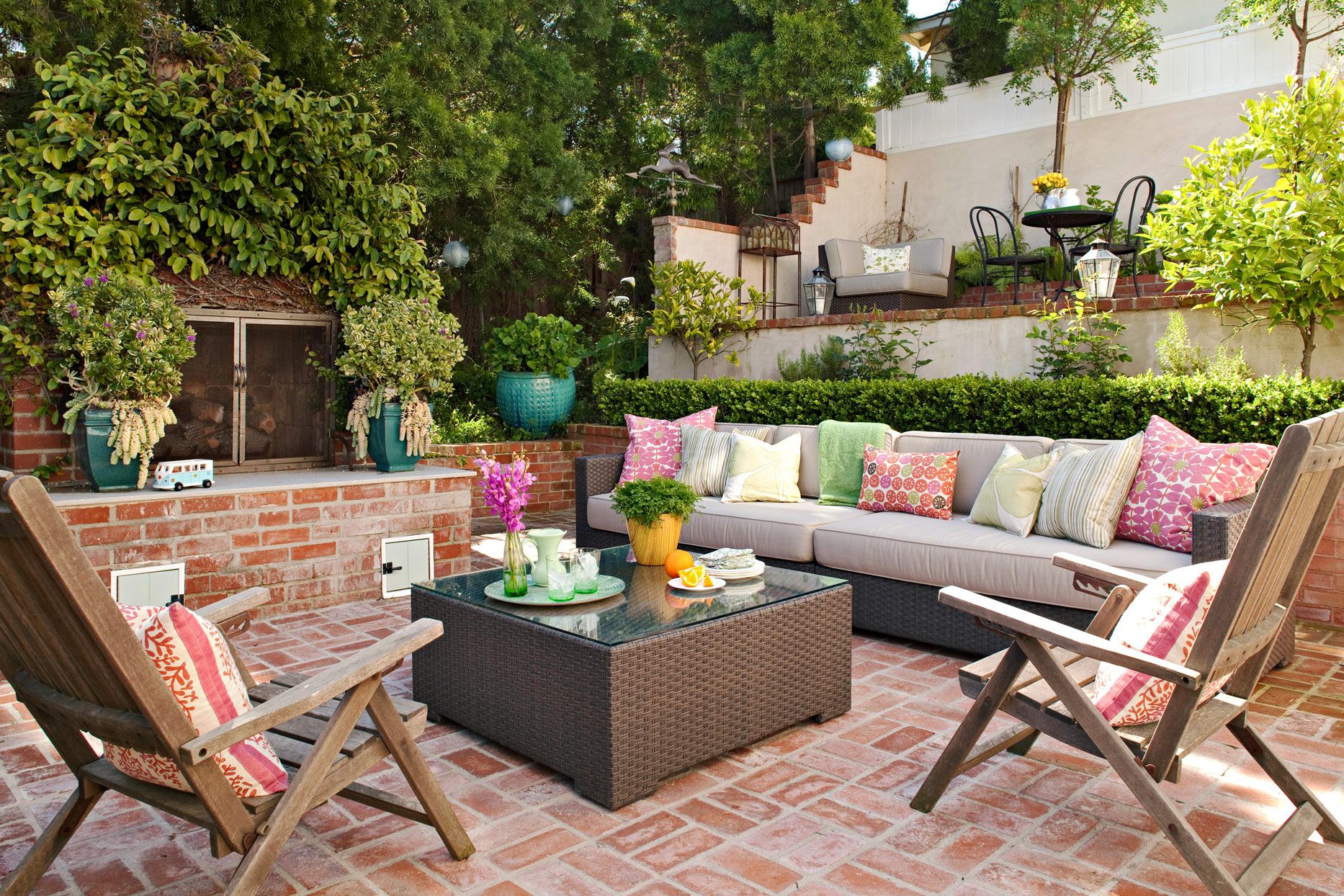 Creating a Cozy Ambiance in Your Backyard 2
