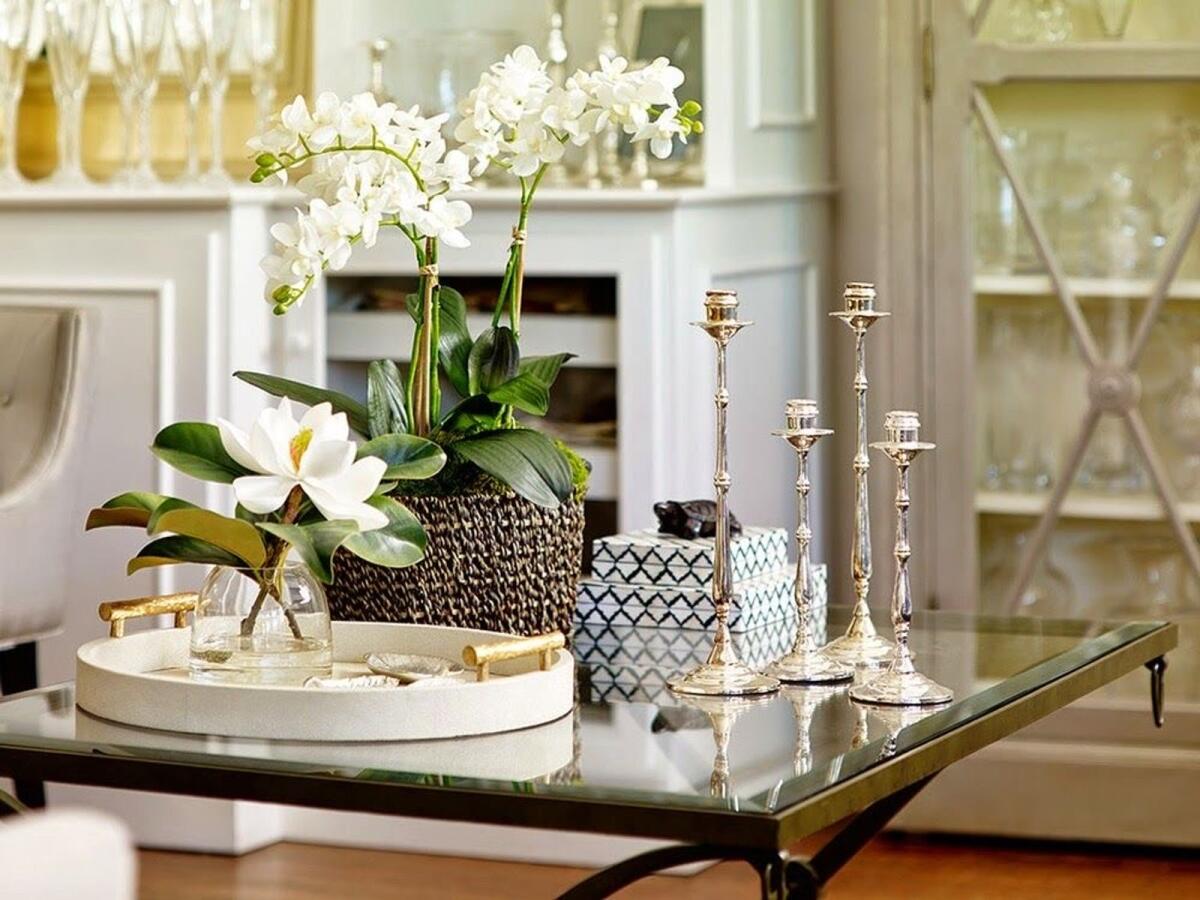 How to Style Your Coffee Table 2