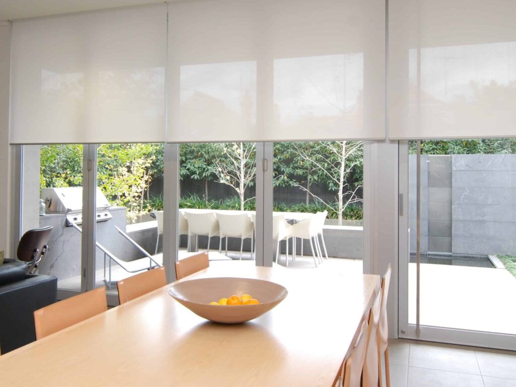 Advantages of Roller Shades