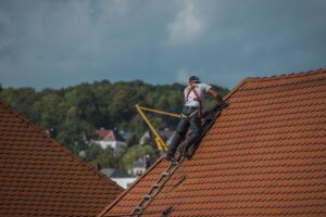 Hiring a Local Roofing